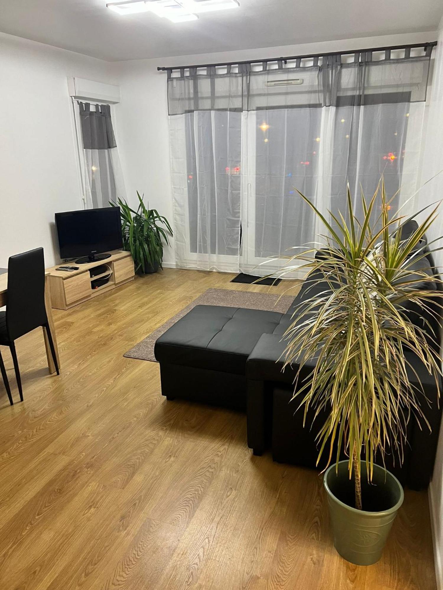 Appartement 5Min Gare Rer Disneyland Paris Val D'Europe La Vallee Village Parking Inclus Монтеврен Екстер'єр фото